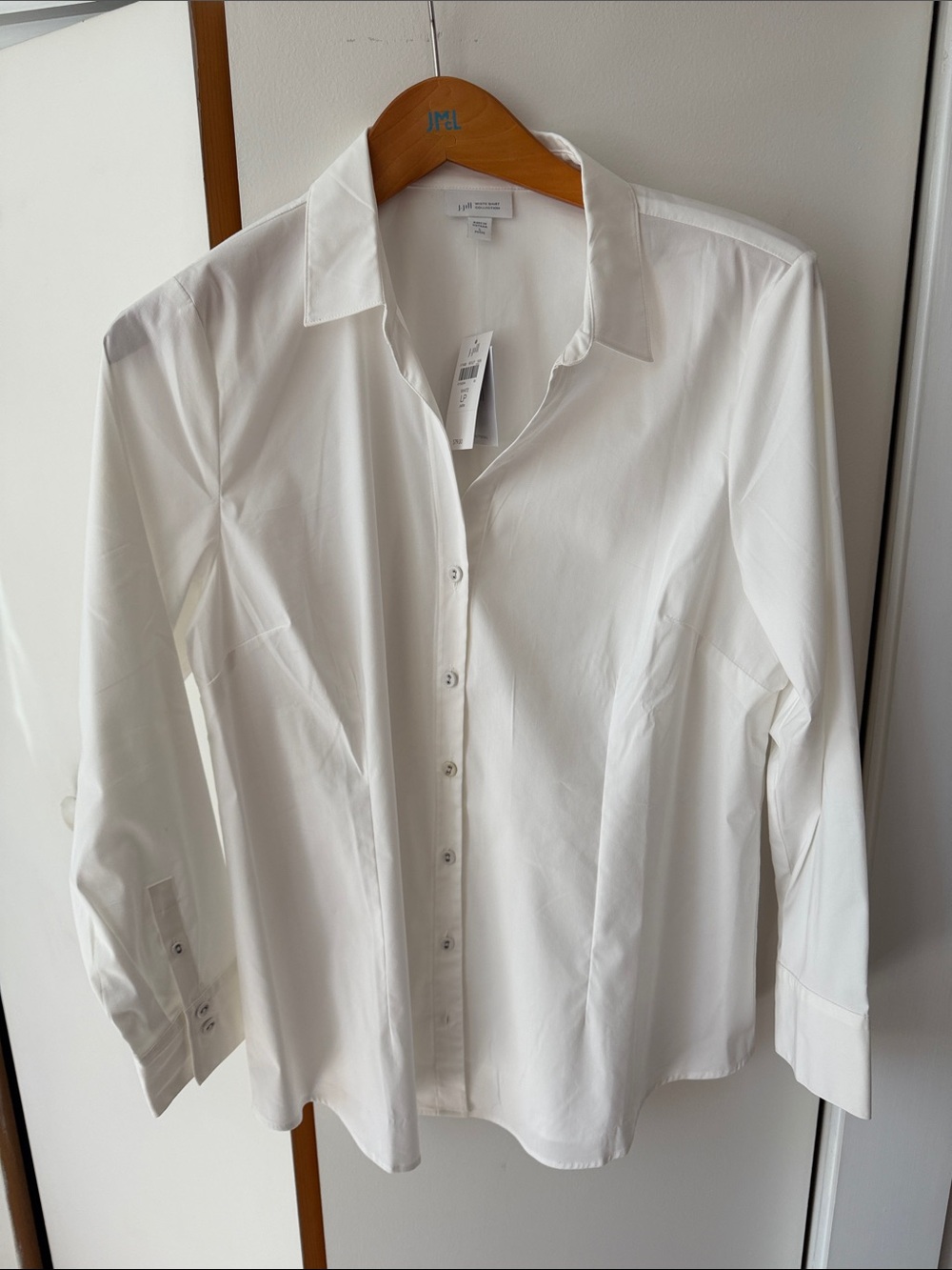 J. Jill Classic White Button-Down Collared Shirt
